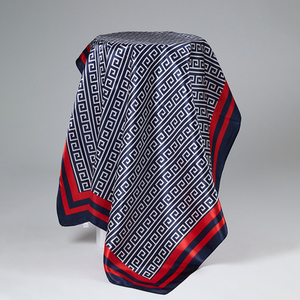 Foulard Quadrato da Donna 100% Seta di Gelso 70x70cm, <span class=keywords><strong>Elegante</strong></span> Ritratto Artistico sul Retro in <span class=keywords><strong>Blu</strong></span> e Giallo, <span class=keywords><strong>Sciarpa</strong></span> di Seta Personalizzata Unica e alla Moda - Product Image 4