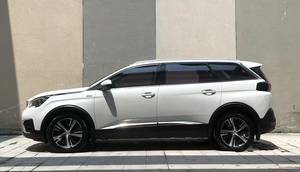 2017 Intérieur sombre de <span class=keywords><strong>Peugeot</strong></span> 5008 SUV de haute qualité avec boîte de vitesses automatique/manuelle alimenté au gaz bon prix pour adultes voiture d'occasion - Product Image 5