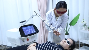 Máquina de Belleza 2026: Láser Picosegundo Nd Yag Q-Switched de Escritorio para Eliminación Rápida de Tatuajes, Lavado de Cejas y Delineador de Labios - Product Image 6