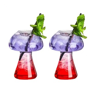 Copa de Vino Tinto de Diseño Moderno Hecha a Mano y Reciclable, Copa Alta para Whisky de 300 ml - Product Image 2