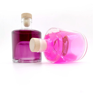 Juego de Botellas de Vidrio Apilables Vacías de 8 oz, Contenedor de Vidrio para Cócteles, Botella de Alcohol Apilable de 250 ml con Tapa de Madera - Product Image 5