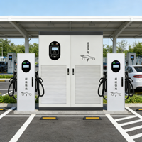 Station de recharge pour véhicules électriques certifiée CE 120 kW avec deux pistolets de recharge pour autoroute