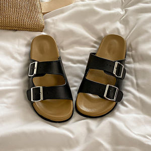 Zapatos de playa de suela blanda, versátiles y a la moda, para usar con pantuflas planas informales para mujer. - Product Image 6