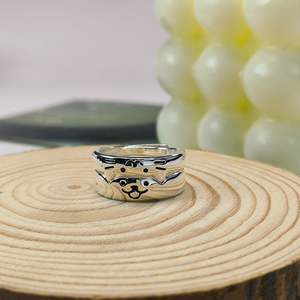 Vente en gros de bagues de couple mignonnes pour chat et chien européens et américains Style personnalisé Paire de bagues réglables mignonnes superposées Bijoux - Product Image 6