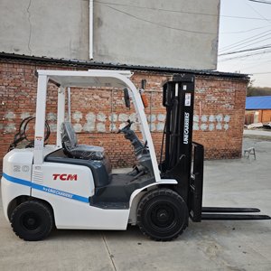 खुदरा रेस्तरां के लिए महान गुणवत्ता जापान निसियन इंजन सबसे अधिक बिकने वाले टीसेमी डीजल फोर्कलिफ्ट ट्रक <span class=keywords><strong>2</strong></span> टन <span class=keywords><strong>2</strong></span>.5 टन <span class=keywords><strong>3</strong></span> टन <span class=keywords><strong>3</strong></span> टन - Product Image 2