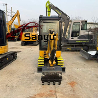 Mini-excavatrice Cat d'occasion avec chenilles en caoutchouc, poids opérationnel de 2 tonnes, godet de 0,04 m³
