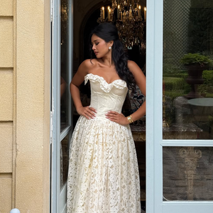 Cổ điển lấy cảm hứng từ Phụ nữ dài tay áo trắng Ren Maxi <span class=keywords><strong>Dress</strong></span> hoa Corset thiết kế cổ vuông cho đám cưới dịp sự kiện chính thức - Product Image 2