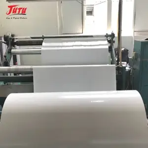 מחיר מפעל להדפסה גלילי ויניל דביקים עצמיים מדיה דיגיטלית PVC ויניל לחומרי פרסום