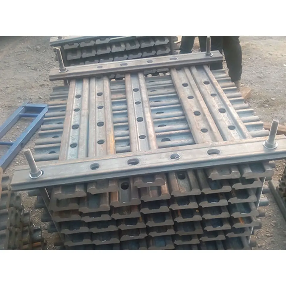 customized UIC60 rail joint bar/ fish plate