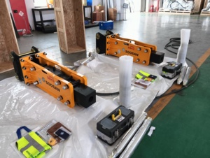 หัวเจาะไฮดรอลิก SB43 รุ่นใหม่ พร้อมเครื่องยนต์ สำหรับรถขุด 6-9 ตัน น้ำหนัก 375 กก. รับประกัน 1 ปี สำหรับงานก่อสร้าง - Product Image 5