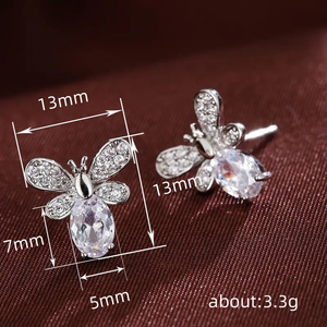Orecchini a Perno a Forma di Ape per Donne, Stile Insetto, Accessori di Moda per Uso Quotidiano - Product Image 4
