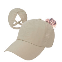 Casquette de baseball respirante à séchage rapide pour femme - Chapeau de sport à sangle croisée pour queue de cheval, visière en maille réglable pour l'extérieur