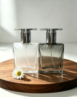 Flacon de parfum de luxe en verre carré plat de 28 ml avec capuchon pulvérisateur argenté, flacon vide pour parfum de marque