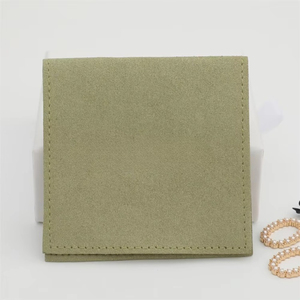 Pochette à bijoux en microfibre vert clair en gros, pochette d'emballage en velours, sac pour bracelet, collier, bague avec logo - Product Image 3