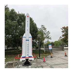 Modelo de Cohete Espacial Grande de Metal para Patio de Juegos Público al Aire Libre, Personalizable para Niños de 4 a 6 Años - Product Image 2