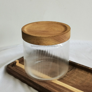 Barattoli in <span class=keywords><strong>Vetro</strong></span> per Alimenti da 350ml (12 Fl Oz) con Coperchi in Legno (6 Pezzi) <span class=keywords><strong>Contenitori</strong></span> Eleganti con Motivo Scanalato per <span class=keywords><strong>Spezie</strong></span>, Tè, Zucchero - Product Image 3