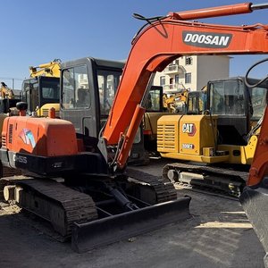 รถขุดขนาดเล็ก Doosan DH55 5.5 ตัน มือสอง รถขุด Doosan ราคาถูกที่สุดในสต็อก ได้มาตรฐาน EPA - Product Image 1