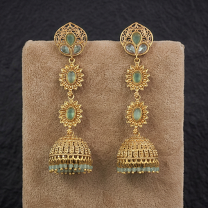 Mayoristas de Joyería Artificial en India, Jhumki Antiguos con Baño de Oro 233088 - Product Image 3