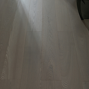 Suelo de Madera Sintética de Teca Multicapa de 20 mm, Grado AB AS2047, Acabado Brillante y Duradero, con Sistema T&G, Longitudes Aleatorias Amplias, para Hoteles de Lujo - Product Image 1
