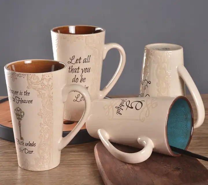This Ceramic + Bamboo Coffee Mug Has Modern and Minimal Looks
