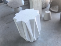 Table d'appoint ronde moderne en MGO blanc, design élégant à texture ondulée, table basse en béton, table d'appoint en oxyde de magnésium, pour l'intérieur et l'extérieur