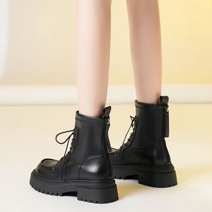 Bottes Martin M95008 pour femmes, à bout rond, talon épais, rehaussant la taille, à lacets, style décontracté - Product Image 4