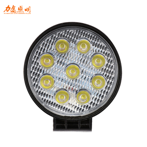 通用摩托车4英寸27w方形发光二极管泛光灯 - Product Image 1
