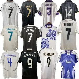 Echte Madrids Retro Voetbalshirts Finale Voetbalshirt Benzema Seedorf Carlos Ronaldo 14 15 16 17 18 Vintage Figo Kits