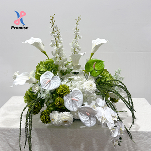 Arreglo Floral de Lirios Calla Blancos Realistas Estilo Bosque, Decoración Moderna para Jardín, Bodas y Mesas de Restaurante - Product Image 1