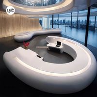 Prix d'usine, comptoir de réception moderne de luxe en forme de L avec design ondulé, éclairage LED 3D paramétrique, salon, club, bar, hôtel, bureau