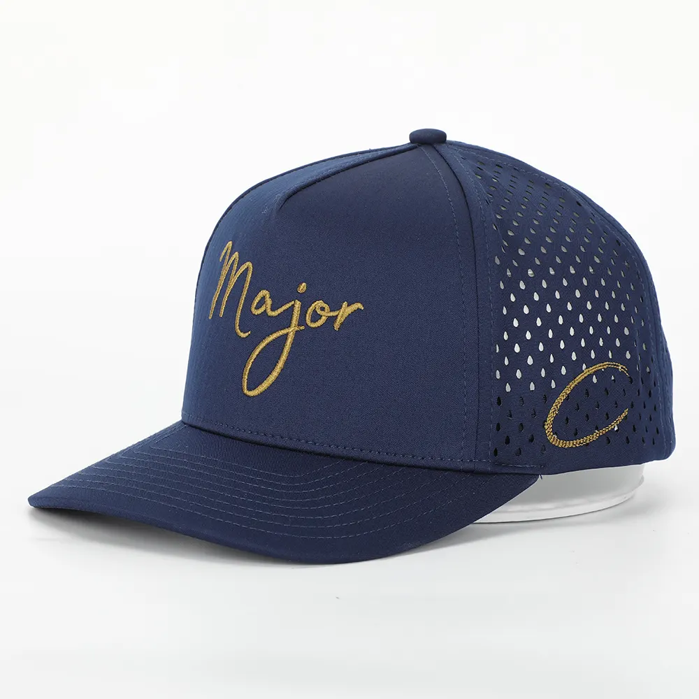 Casquette de sport imperméable pour hommes, chapeau de baseball perforé avec logo brodé bleu marine à 5 panneaux