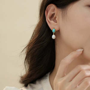 Boucles d'oreilles en perles naturelles et turquoise pour femmes, accessoire élégant et stylé - Product Image 5