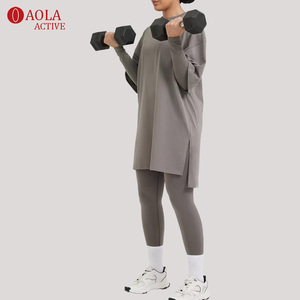 Aola Maßgeschneidertes Hochwertiges Islamisches Bescheidenes Sport-T-Shirt in Großen Größen für Damen – Locker Sitzendes Oberteil für Training, Laufen und Fitness im Herbst/Frühling - Product Image 3