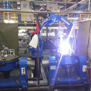 หุ่นยนต์เชื่อมแบบหกแกน Yaskawa AR รับน้ำหนักได้ 30 กก. พร้อม PLC สำหรับควบคุมหลัก  ระบบทำความสะอาดอัตโนมัติ  รองรับการเชื่อมแบบอาร์ค เลเซอร์ และ TIG สำหรับเหล็ก  กำลังไฟ 1 กิโลวัตต์ แรงดันไฟฟ้า 220/380 โวลต์ - Product Image 3