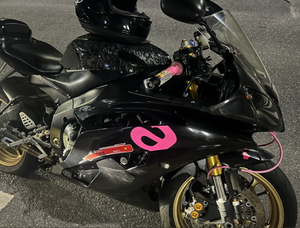 Motocicleta Deportiva Yamaha R6 <span class=keywords><strong>de</strong></span> 600cc <span class=keywords><strong>Usada</strong></span>, Motocicleta <span class=keywords><strong>de</strong></span> Carreras con Motor <span class=keywords><strong>de</strong></span> 599cc, Capacidades Vintage y Todoterreno, Combustible <span class=keywords><strong>de</strong></span> Gasolina - Product Image 2