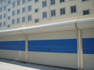 <span class=keywords><strong>Porte</strong></span> à enroulement isolée manuelle en acier inoxydable blanc, étanche, pour extérieur, prix <span class=keywords><strong>de</strong></span> gros, modèle australien - Product Image 1