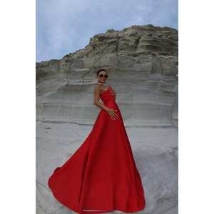 Robe de soirée longue rouge bustier coupe trapèze, taille empire, ornée de sequins et de strass, taille XS, idéale pour le bal de promo - Product Image 3