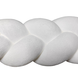 Tour de lit bébé en velours tressé à la main avec boules nouées longues, anti-collision, doux et personnalisable - Product Image 4