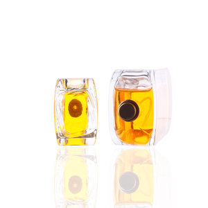Bán Buôn Chất Lượng Tốt Dày Tường Trong Suốt Rỗng 30Ml 50Ml 100Ml Thủy Tinh Phun Chai Với Đầy Màu Sắc Bóng Bìa - Product Image 5