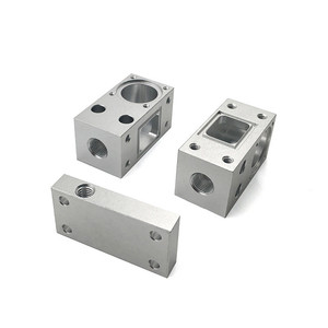 Boîtier en aluminium extrudé sur mesure OEM, finition usinée CNC, brochage pour l'électronique industrielle chinoise - Product Image 3