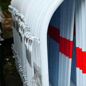 Vendita calda della fabbrica stile francese portabiciclette barricata in metallo barriere di controllo della folla per la vendita - Product Image 3