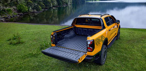 2023 <span class=keywords><strong>Ford</strong></span> Ranger <span class=keywords><strong>Raptor</strong></span> 2.0D Turbo voiture toit ouvrant panoramique sièges en cuir caméra arrière livraison prête LHD Euro VI norme d'émission - Product Image 6