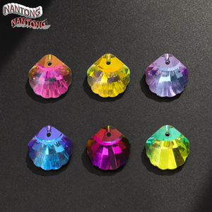 Perles en verre cristal en forme de coquille Saint-Jacques de NANTONG pour la création de bijoux, accessoires DIY 250104 - Product Image 1