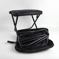 Tabouret de camping pliable portable en tissu Oxford avec logo personnalisé, mini chaise de jardin compacte avec pochette zippée