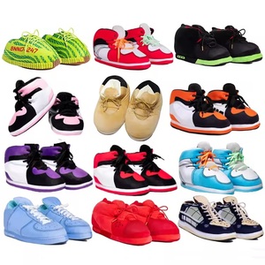 Chaussons d'intérieur doux en coton PP, confortables pour dormir, mignons, pour les fêtes, personnalisables, vente en gros en usine, pantoufles rembourrées en vrac - Product Image 3