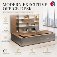 Bureau de travail moderne pour avocat avec armoire de classement