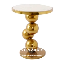 Table basse et table console personnalisable au design sphère en métal doré moderne pour le salon ou la chambre à coucher