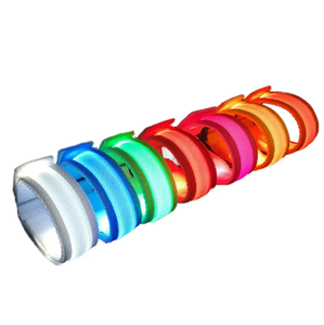 Bracelet lumineux LED personnalisé avec logo, idéal pour les fêtes, concerts et événements, en nylon tissé, très vendu - Product Image 1