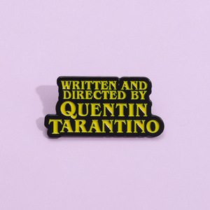 En gros, badges en émail en alliage géométrique pour fans de films, souvenirs de réalisateur, avec lettres anglaises, en stock - Product Image 3