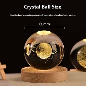 Luz Nocturna LED para Niños Planeta Luna 3D de 6CM 8CM Lámpara de Mesa de Bola de Cristal con Carga USB Decoración de Concha de Medusa Regalo para Dormitorio - Product Image 5